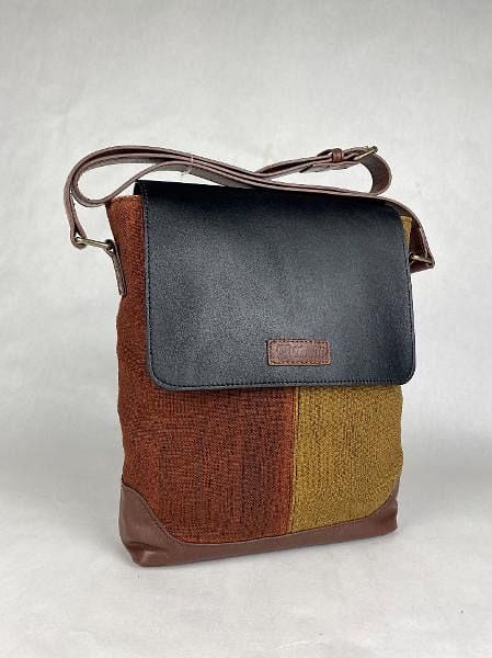 包容~天染麻皮包袋系列-靚容(天染麻皮側揹包) Inclusive~ Natural Dyed Linen Leather Bag Series: Beauty