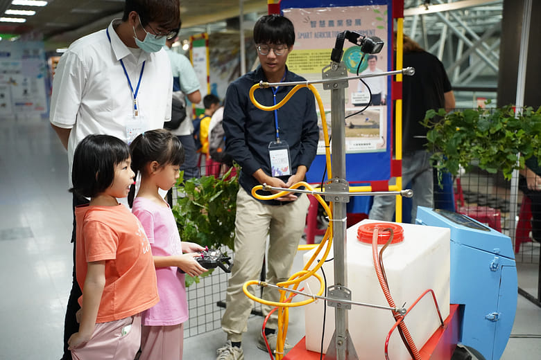 校園農場2.0 智慧農業