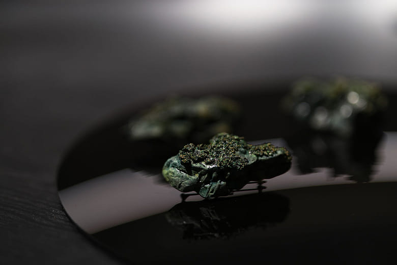 群山之島 The Island of Mountains