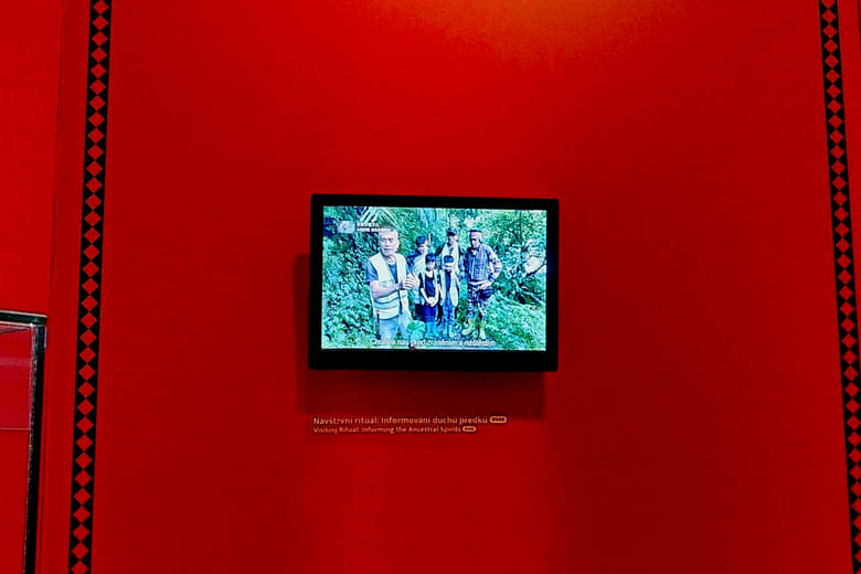 Visiting Ritual: Informing the Ancestral Spirits