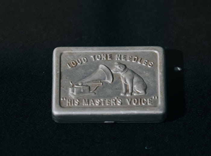 Phonograph Needle Case