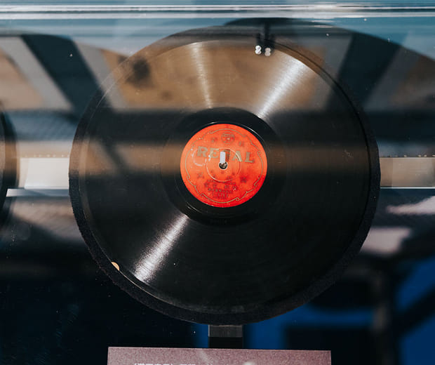 Original 78 RPM Record of “Full of Spring Joy”