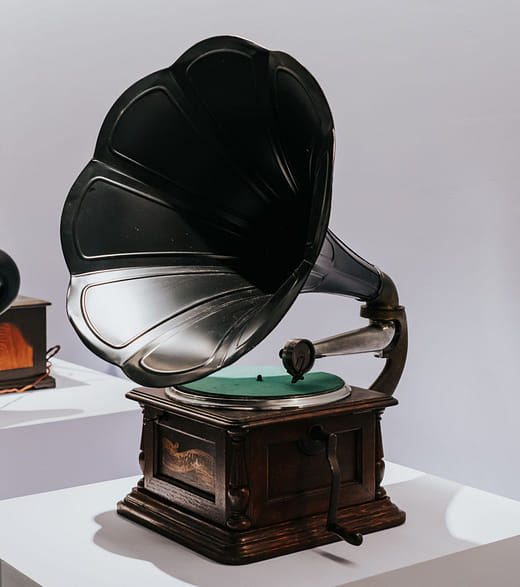 Columbia B1 Horn Gramophone