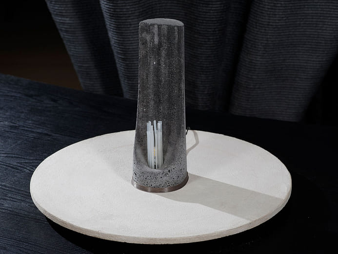 山間日出  Mountain Dawn