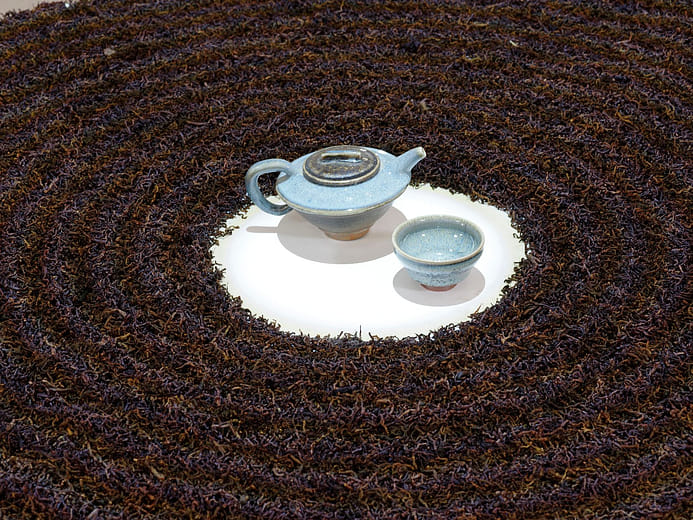 藍瀑鏡月Blue Cascade, Reflected Moon