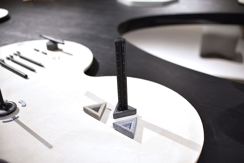 ONE3 Acme筆力尺：工程筆、圓珠筆、比例尺 ONE3 Acme Tri-Function Ruler Pen