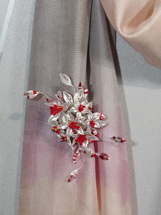 桐喜別針 Tung Blossom Brooch