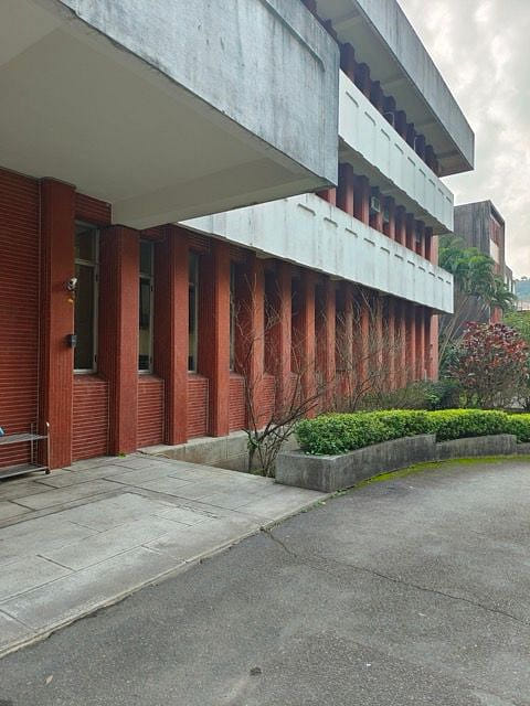 人文社會科學研究所中心Research Center for Humanities and Social Sciences