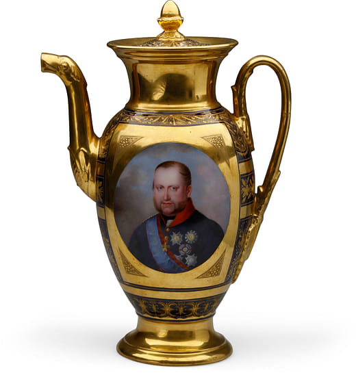 繪有兩西西里王國法蘭西斯科一世肖像的咖啡壺