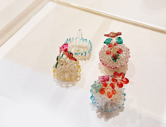 彩色盆花拉絲玻璃