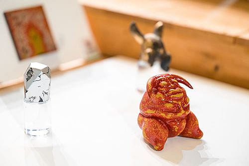 Born for Tea (Welcome His Majesty the Cockroach King)