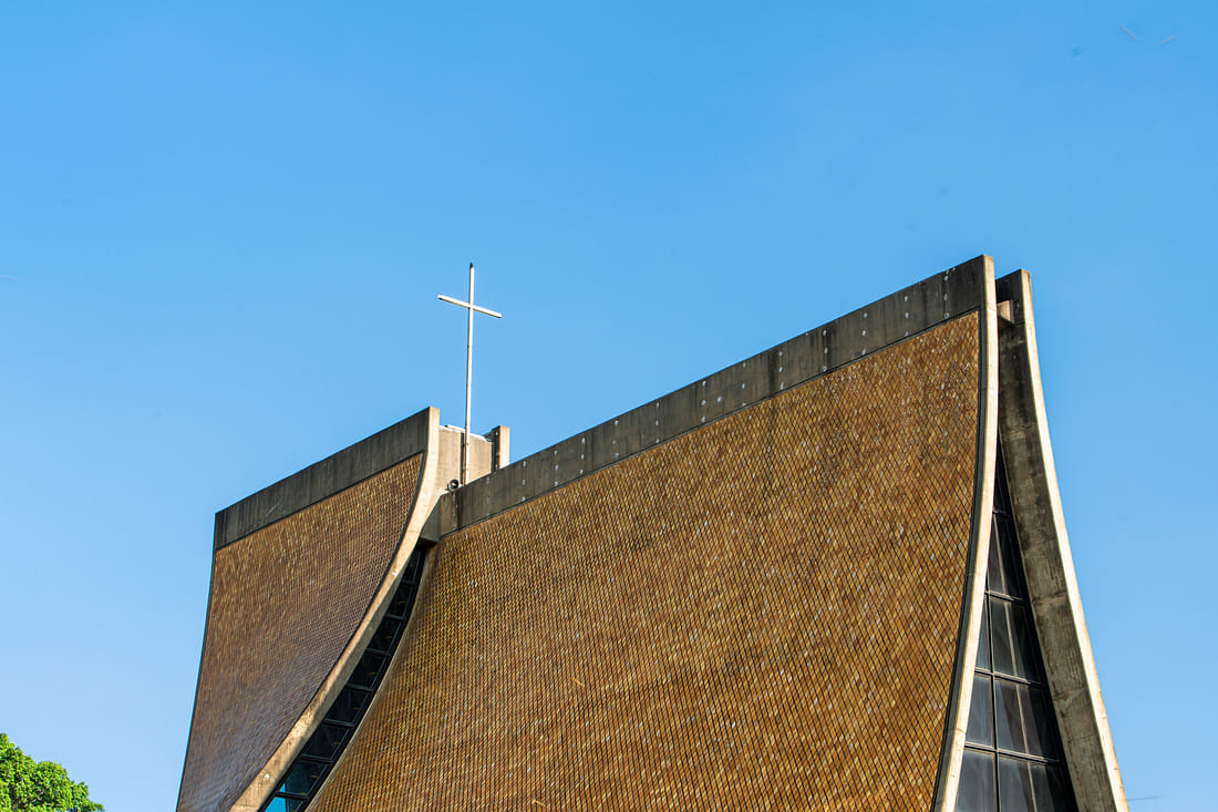 靈魂停泊的信仰之舟—路思義教堂