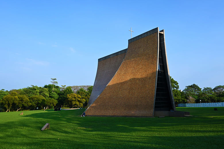 超越時空的象徵：教堂在台灣建築史上的地位