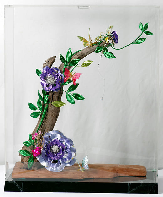 斑斕 Bright-Colored