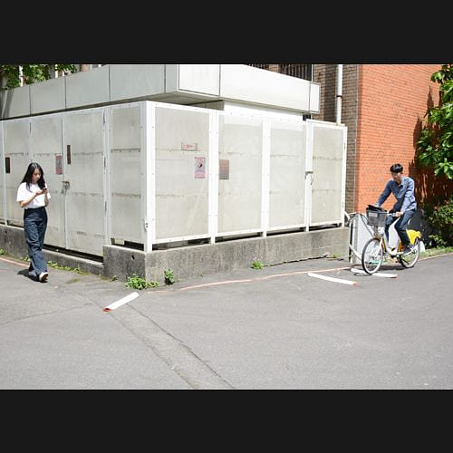 提醒行人的裝置