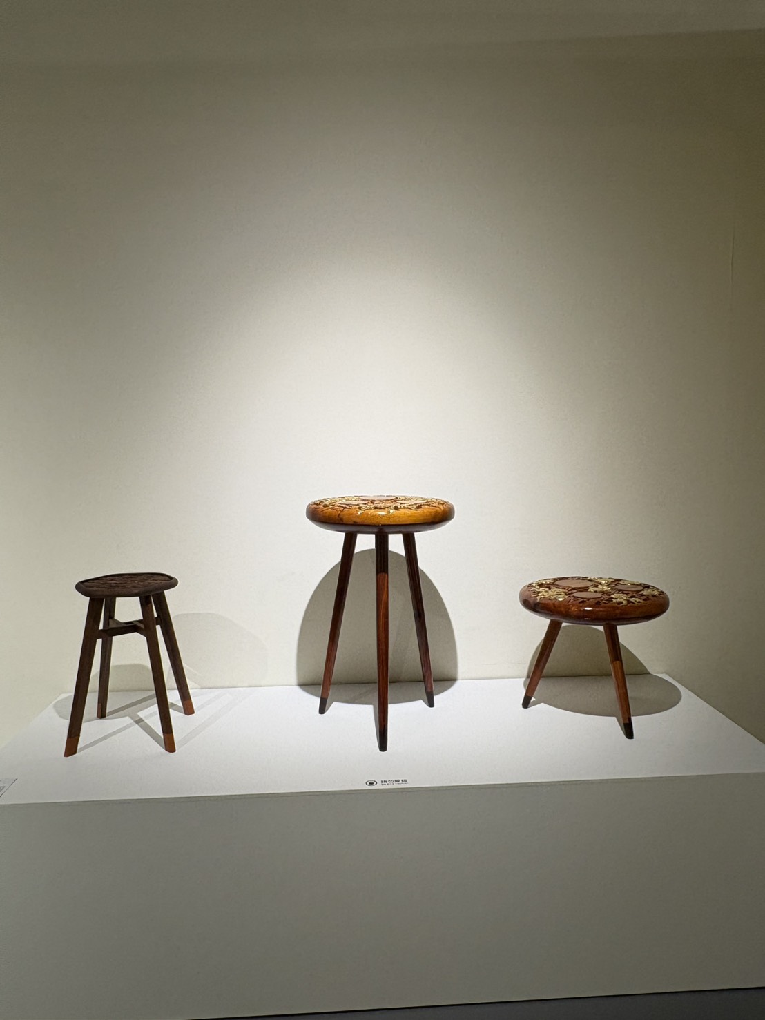 家凳（聯名限定款)、對飲桌