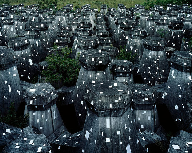 之間：消波塊．鳳林