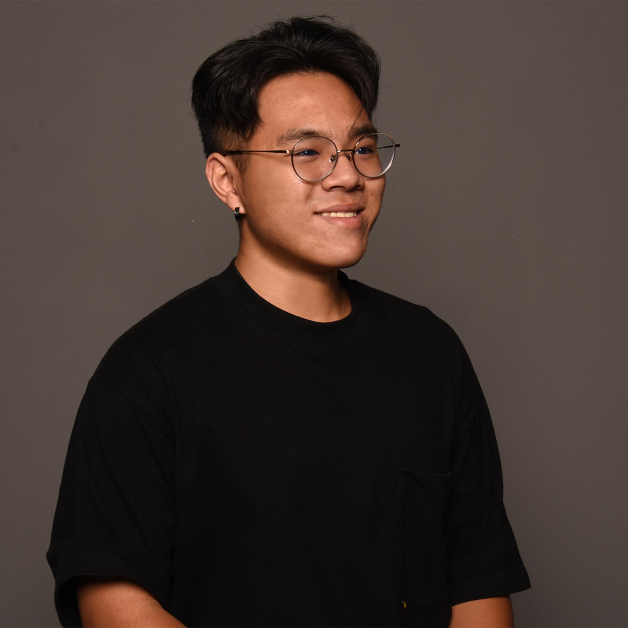 何奕賢 Ho, Yi Hsien