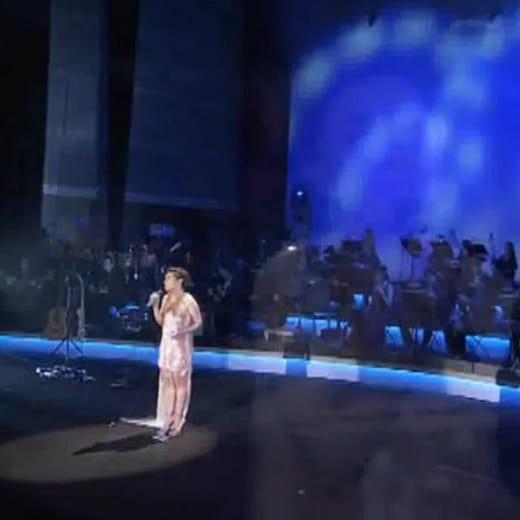 「If one day I was gone, the trees will stay.」 