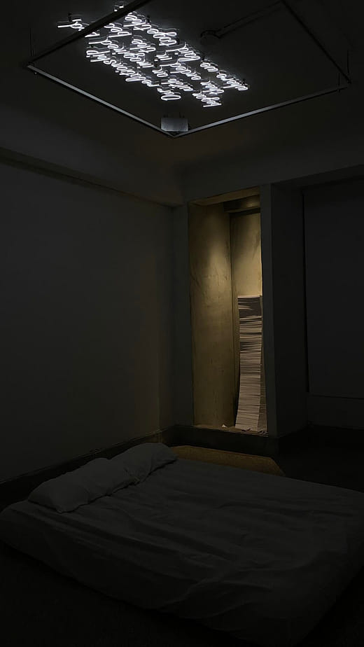 整齊的床, 2016/2021 Neat Bed, 2016/2021