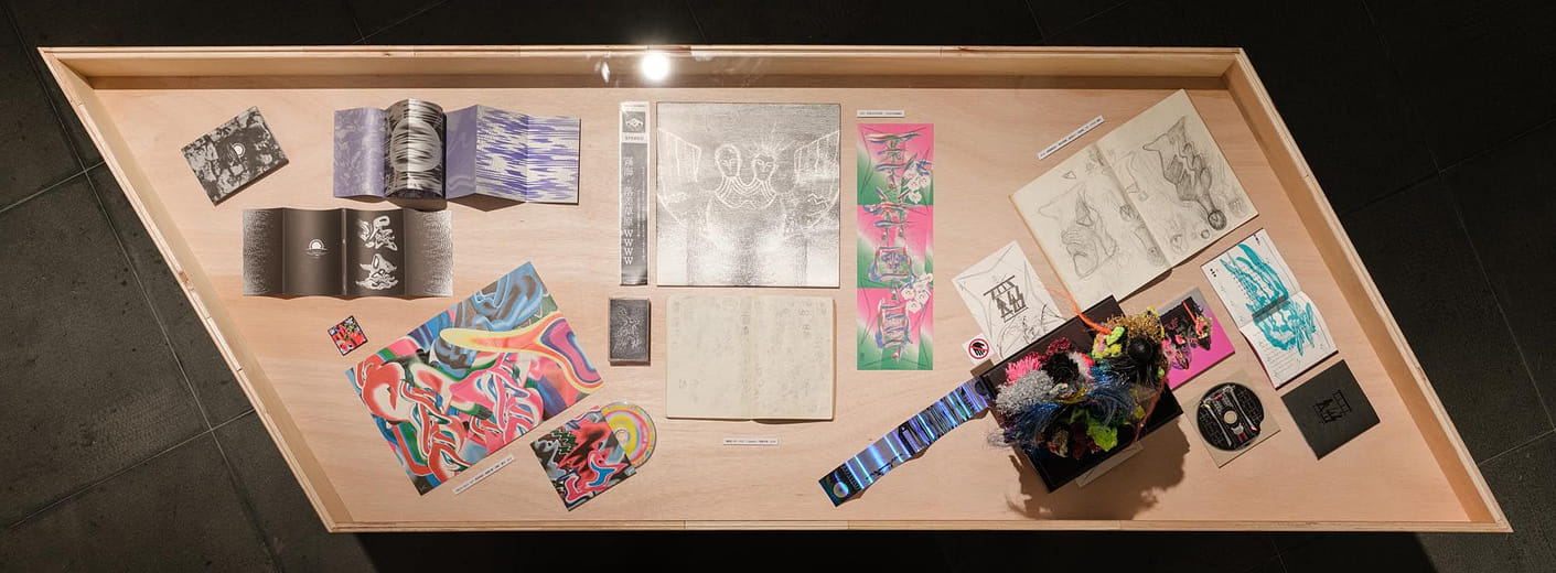 《泥土》、《霧海》、《盤》、《季風紙本印件》