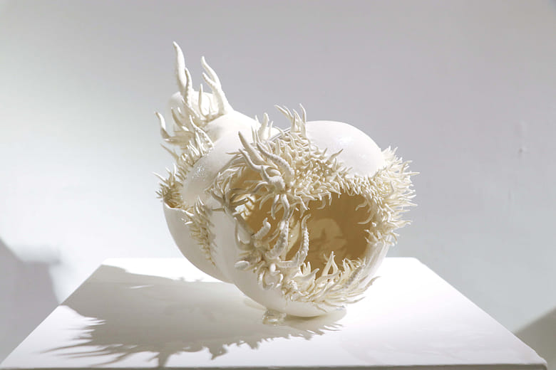 《生命本體》 (Life Itself) 巢穴系列 2