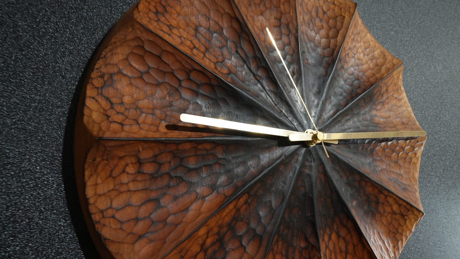 WALL CLOCK