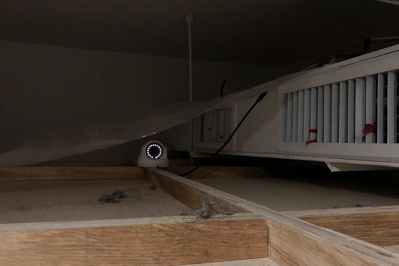 存在，與畫廊夾層 At Present, and Gallery’s Mezzanine