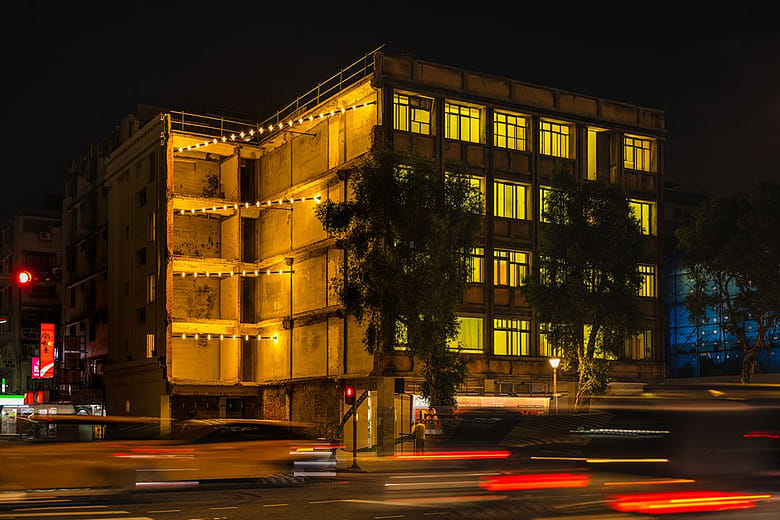 光電獸#29 - 內有派對 An Electronic Monster #29 - Party Inside