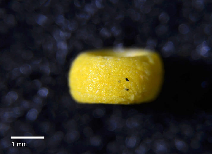 淇武蘭考古遺址出土玻璃珠