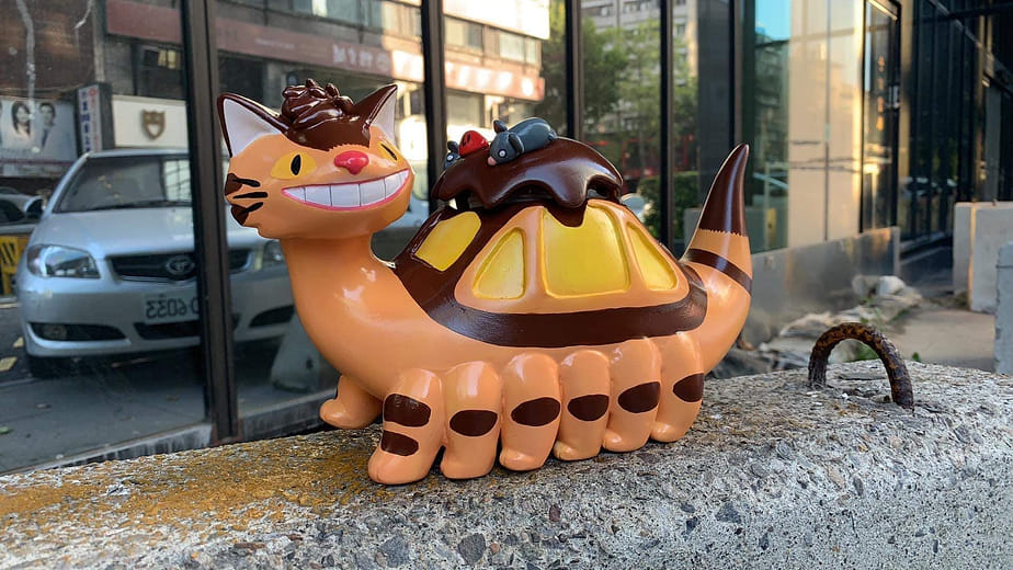 Cat bus
