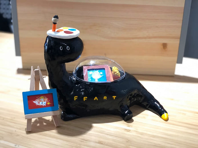 吃畫恐龍!登!登!登!