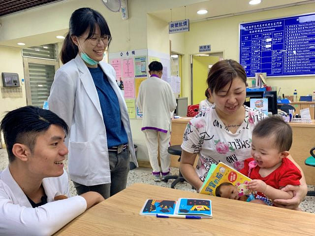 因為有愛，醫起共讀