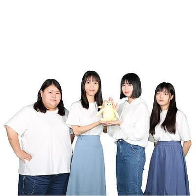 楊惇媛 / 何依柔 / 姜又綺 / 陳依林