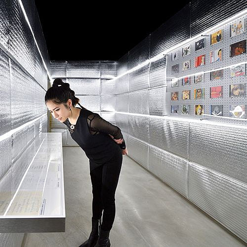 Moon Landing Bridge ─ Into Chang's Mind