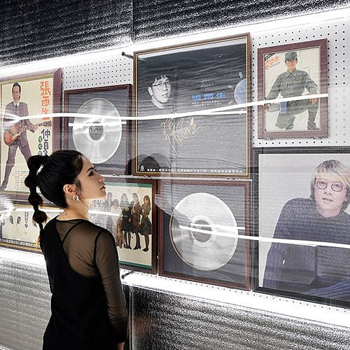 Moon Landing Bridge ─ Back to Chang's Time