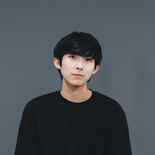 邱百滕