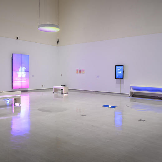 保持冷靜 - 節制 Remain Calm - Refrain