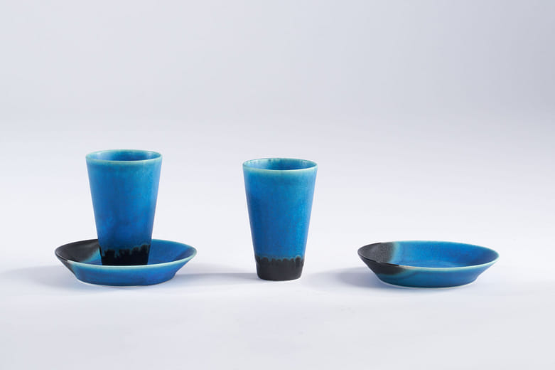 為藍杯盤組 Blue Color Glaze