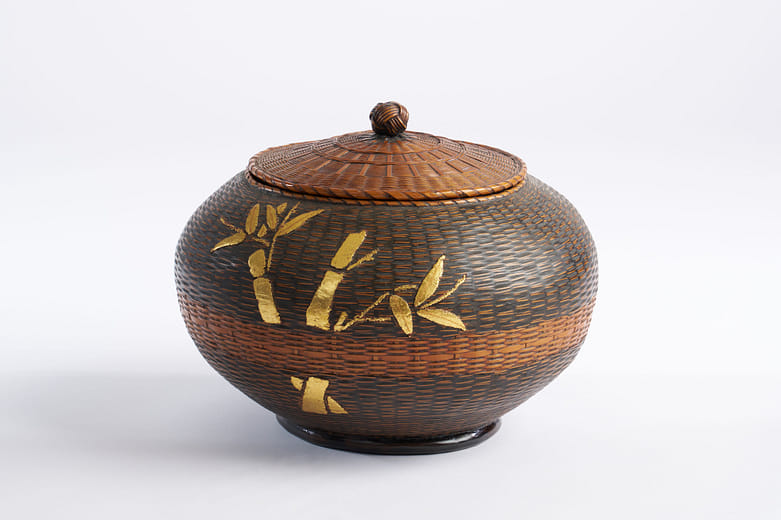 籃胎漆籠 Lacquered Basket- Core Container