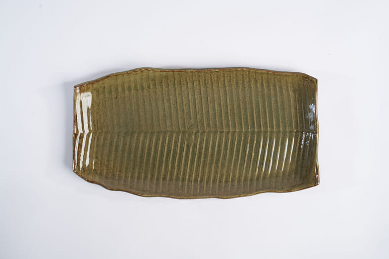 蕉葉盤Clay, Glaze