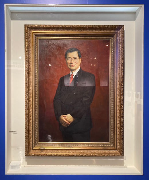 Oil painting of Vincent Siew