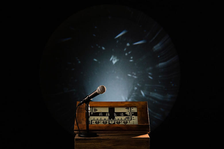 Die Wege: Darkroom and Poetry