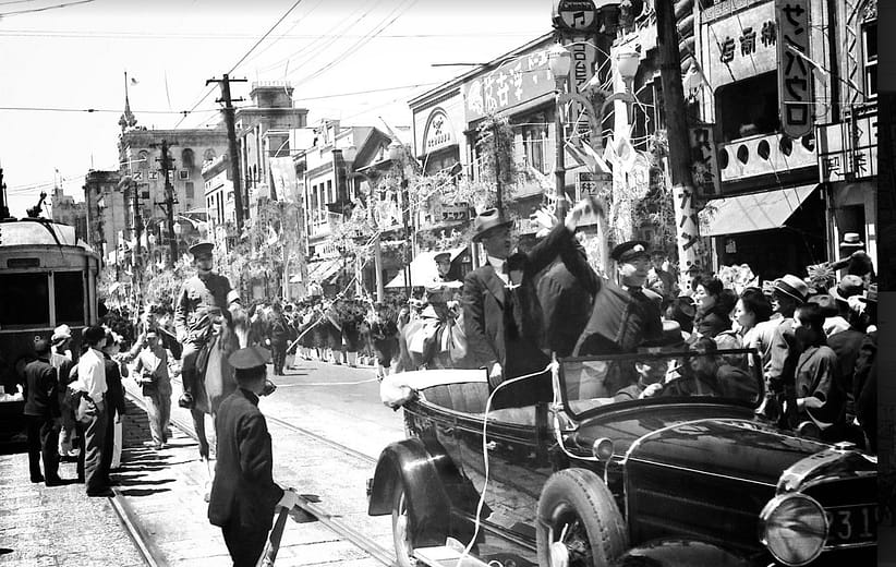 「海軍紀念日」大遊行