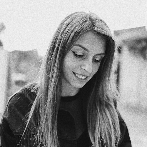 伊馮娜‧陶 Ivona Tau