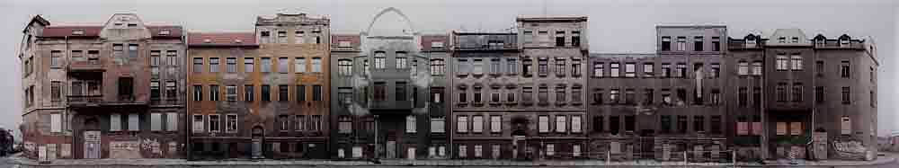 消逝的肖像 Krukenbergstreet 10a-14a, Halle, Germany
The Vanishing Portraits, Krukenbergstreet 10a-14a, Halle, Germany