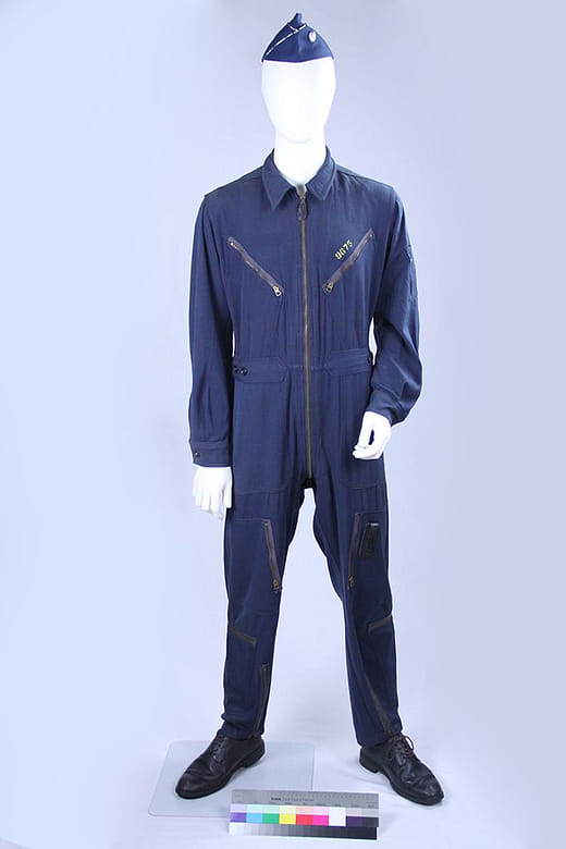 美製黑蝙蝠飛行服