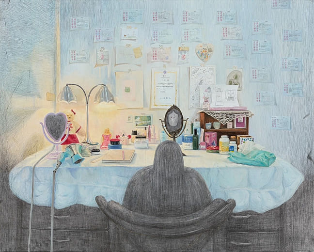 被月亮女孩吞噬的書桌  The desk devoured by the moon girl